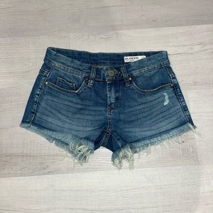Blank NYC Little Queenie Denim Short Size 24